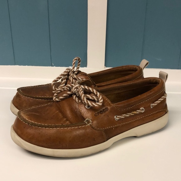 CROCS Shoes - Crocs Women's Size 7 Leather upper Tie 2 eye Deck boating loafers Shoes